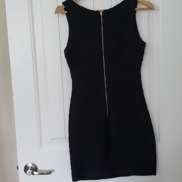 Forever 21 Fitted Black Dress - Picture 5 of 5